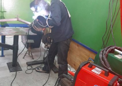 เครื่องเชื่อมเวลเทค T-REX จอมพลัง ได้เป็นเครื่องเชื่อมในการแข่งขันงานเชื่อมระดับ ปวส.